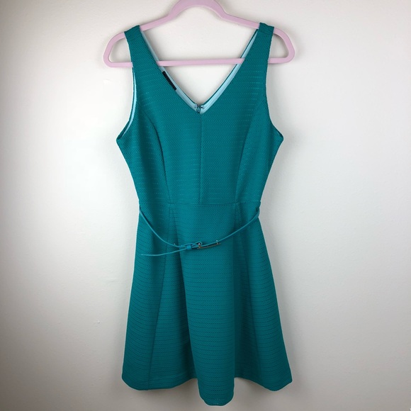 Metaphor - Green V Neck Skater Dress- Size M/M - Picture 1 of 2